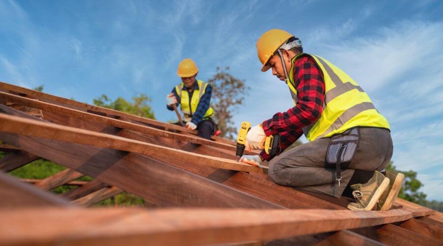 Expert Emergency Roof Repairs services in Sharpsville, IN